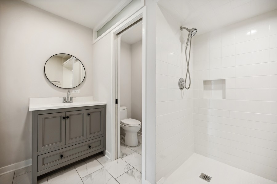 1220 Park Avenue W Unit: 114