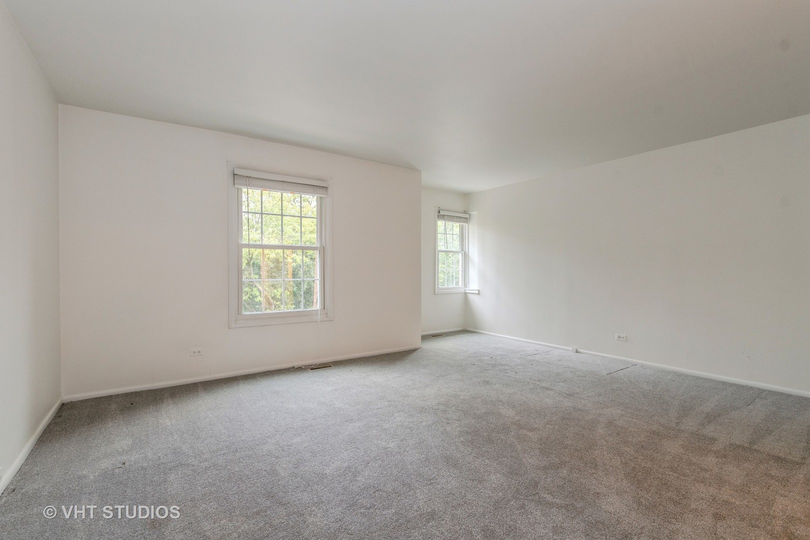 1250 Park Avenue W Unit: 427