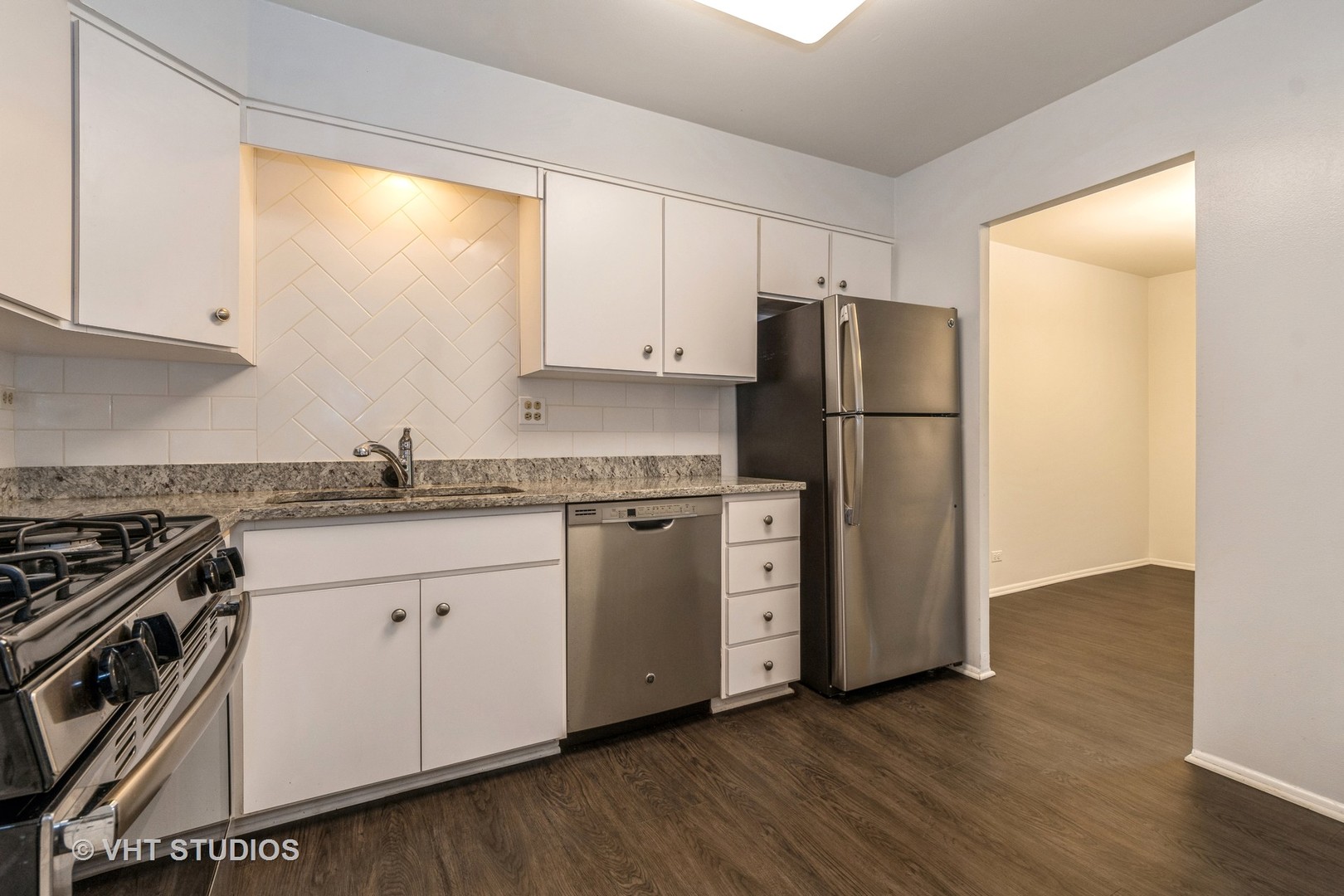 1250 Park Avenue W Unit: 427