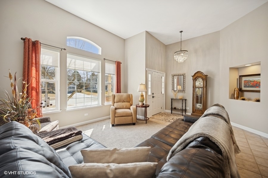 5582 Chapel Hill