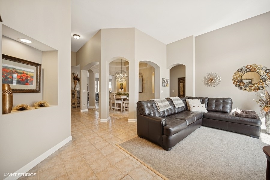 5582 Chapel Hill