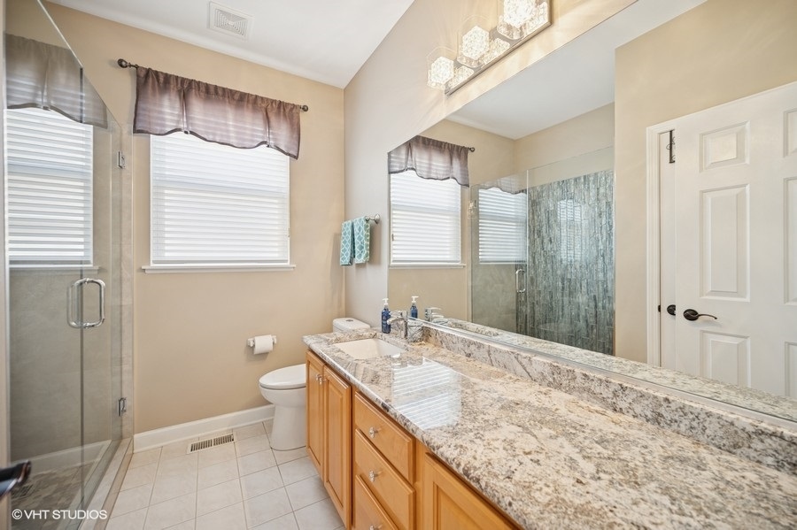 5582 Chapel Hill