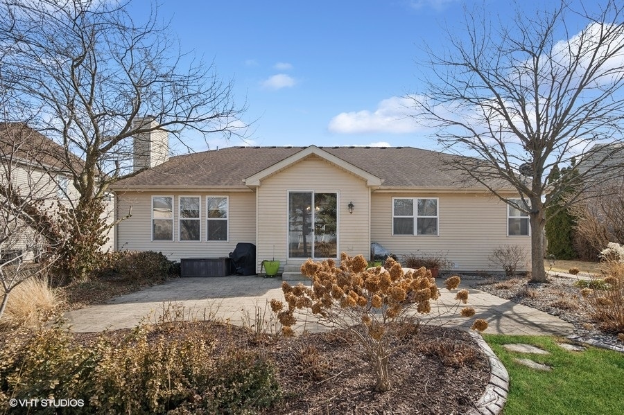 5582 Chapel Hill