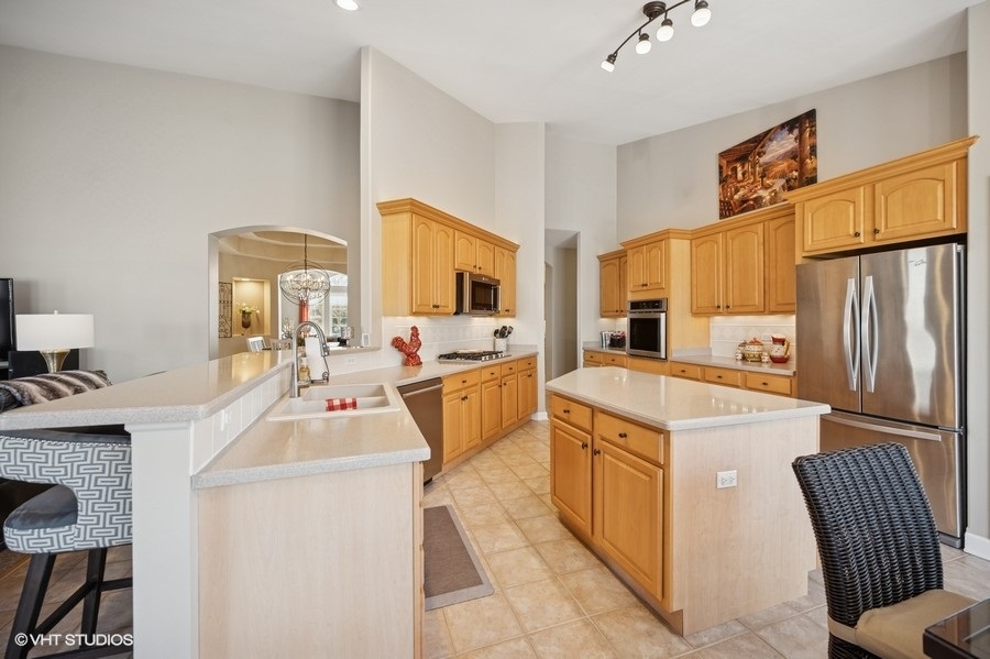 5582 Chapel Hill