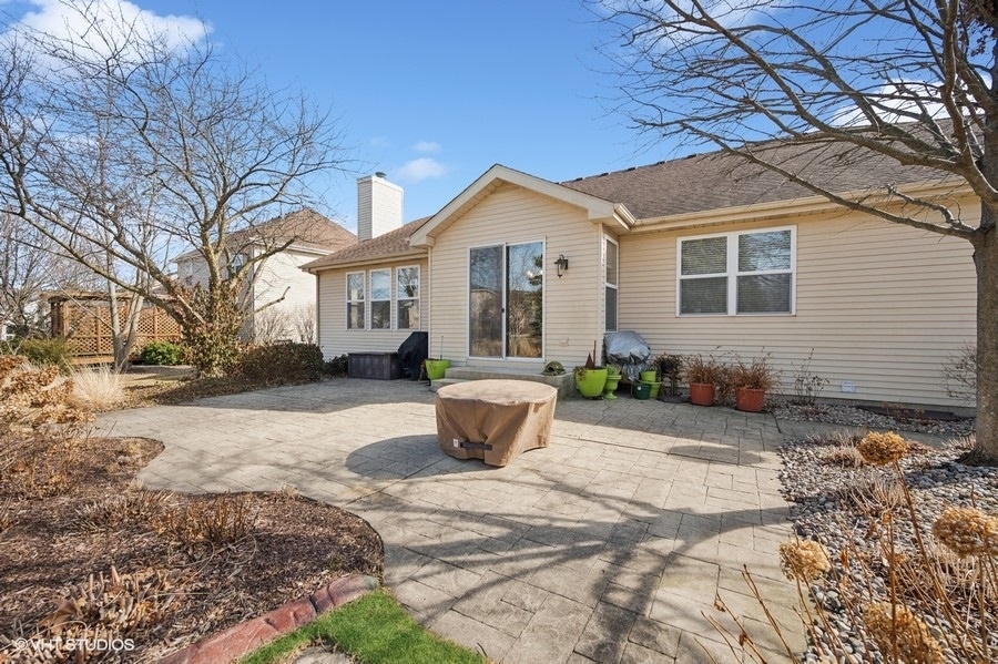 5582 Chapel Hill