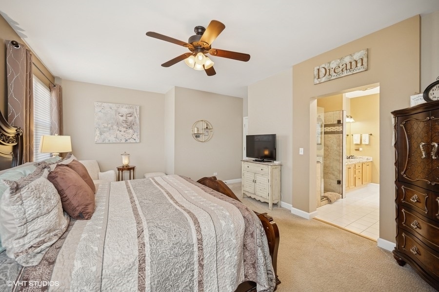 5582 Chapel Hill