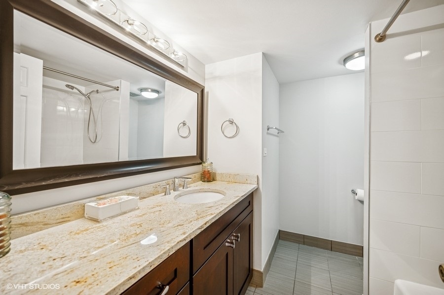 1621 MISSION HILLS Road Unit: N207