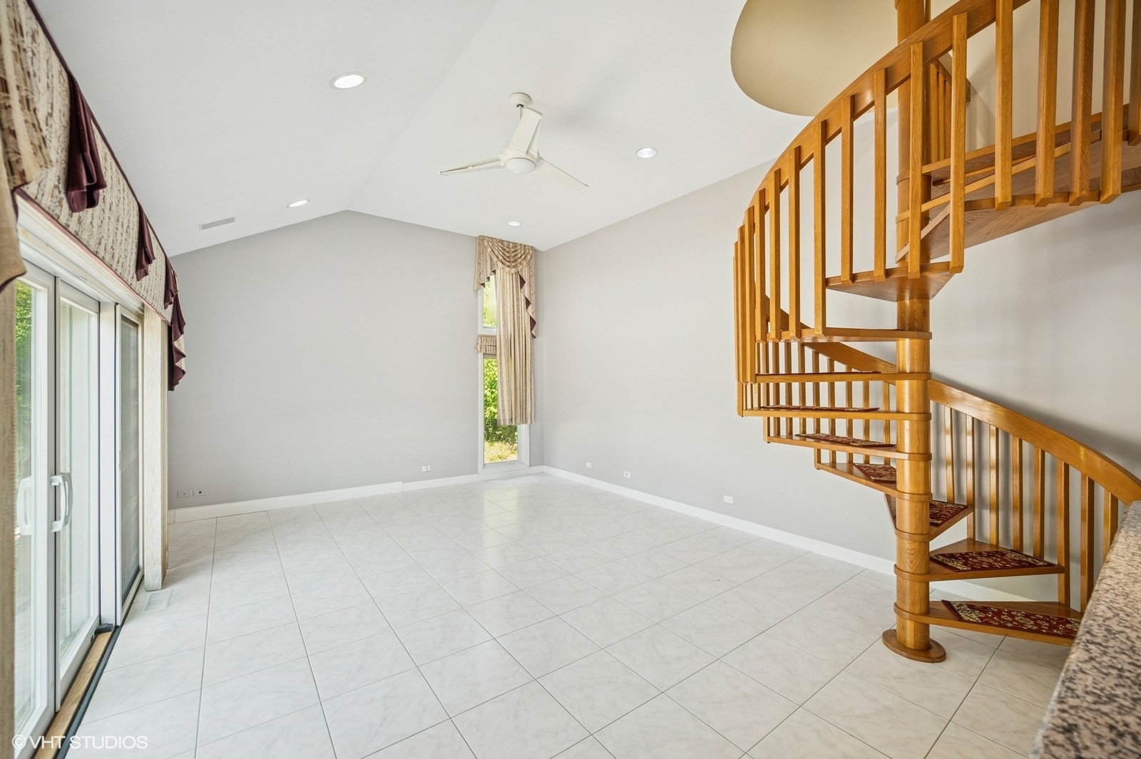 2305 Tennyson Lane