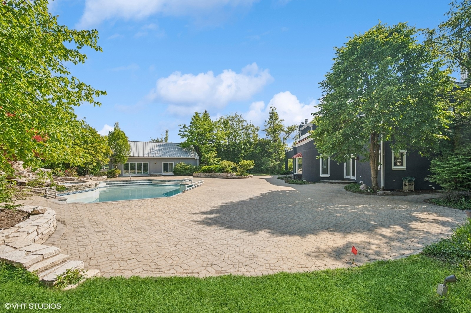 2305 Tennyson Lane