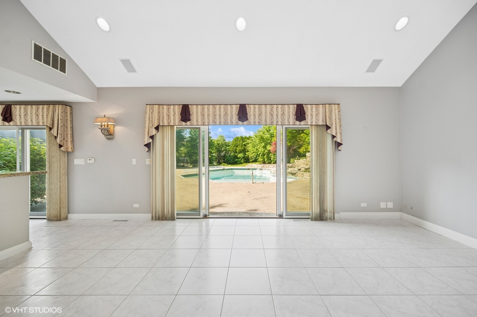 2305 Tennyson Lane