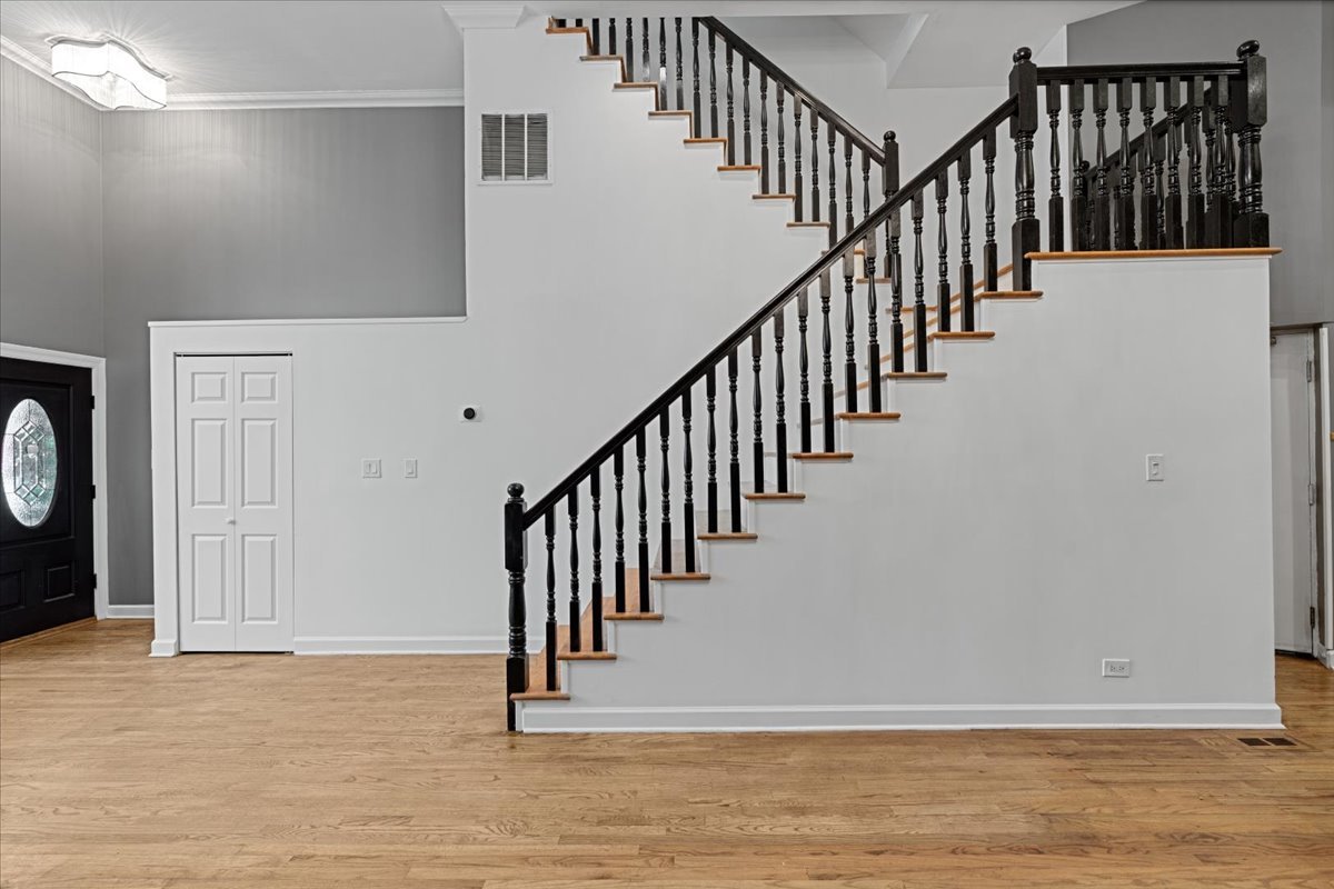 747 W Wrightwood Avenue Unit: c