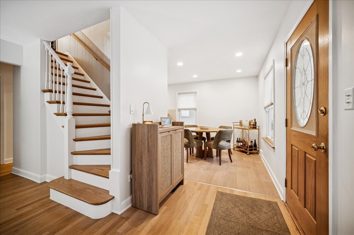 453 Longfellow Avenue