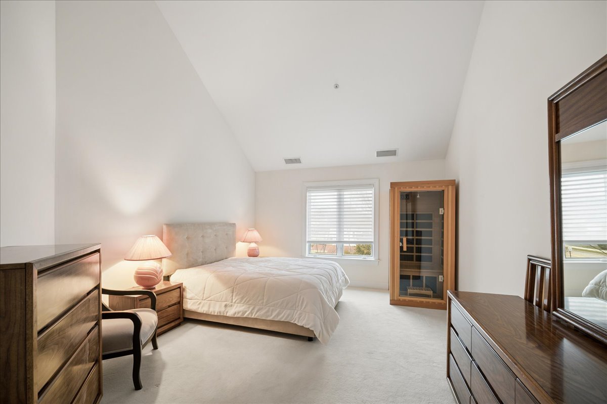 695 Roger Williams Avenue Unit: 301