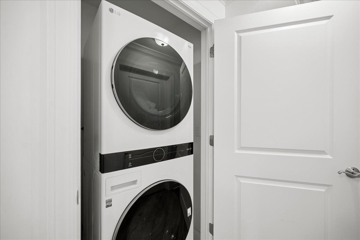 695 Roger Williams Avenue Unit: 301