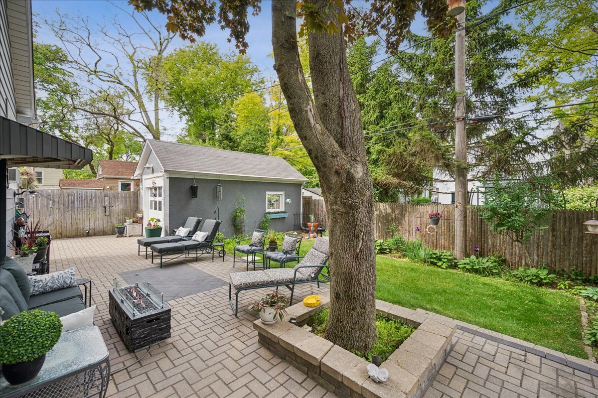 829 Saint Johns Avenue