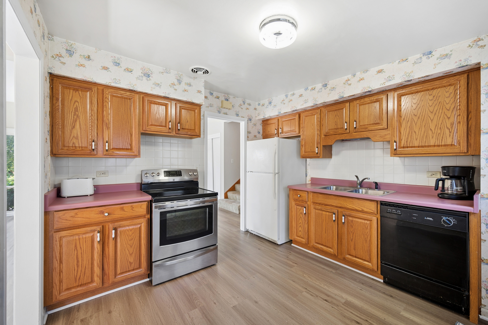 516 Hermitage Drive