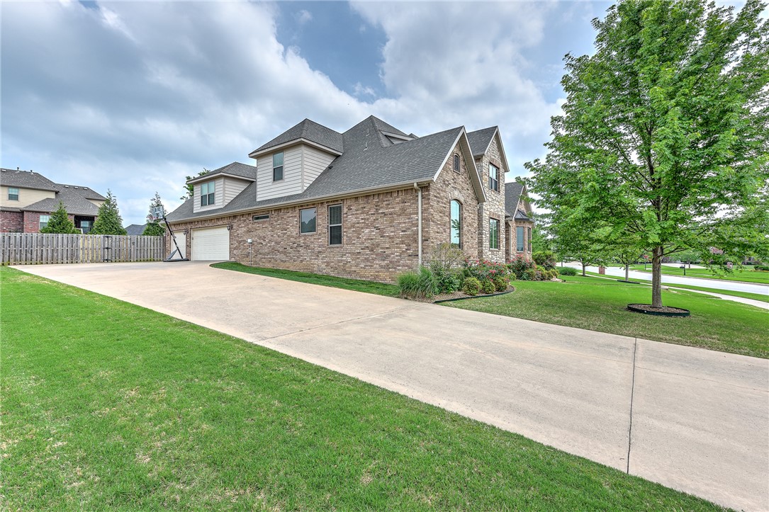 346 N Sandstone Place
