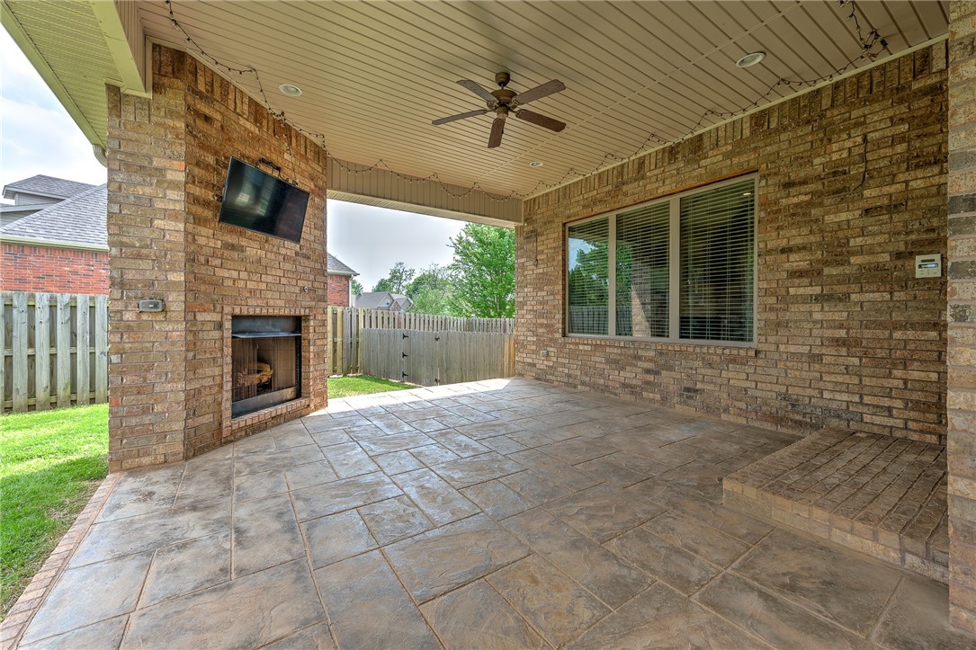 346 N Sandstone Place