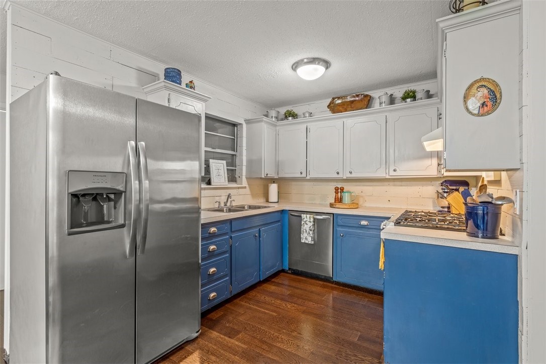 1963 Juneway Terrace