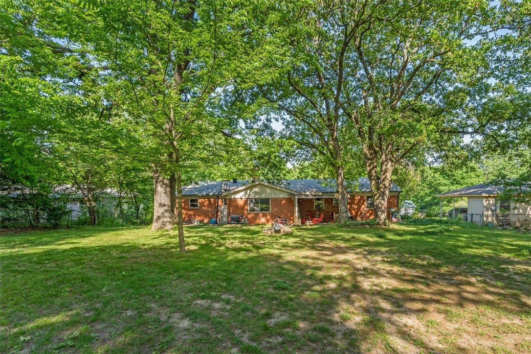 1963 Juneway Terrace