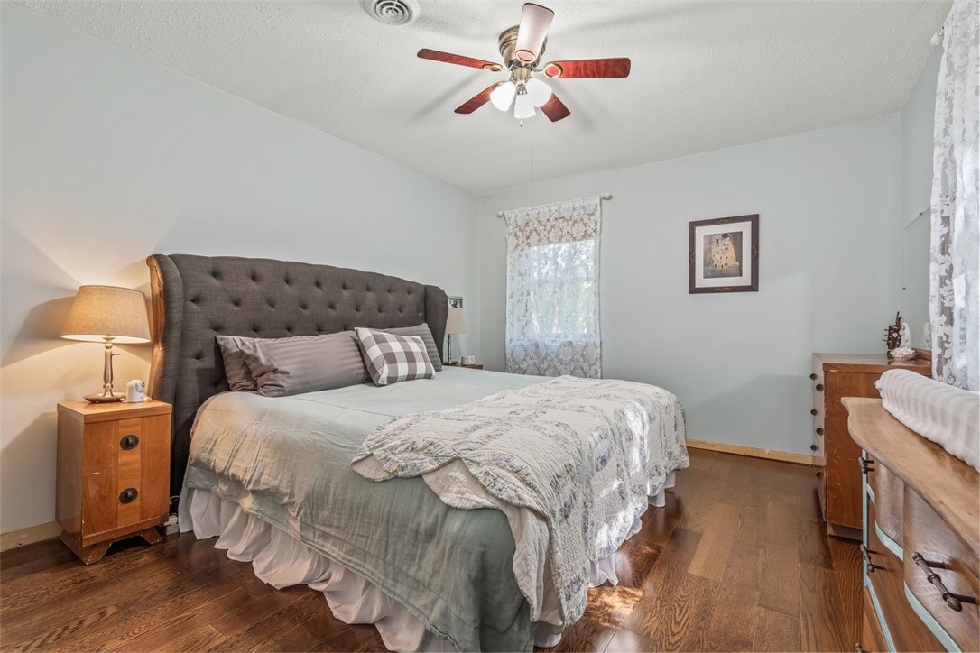 1963 Juneway Terrace