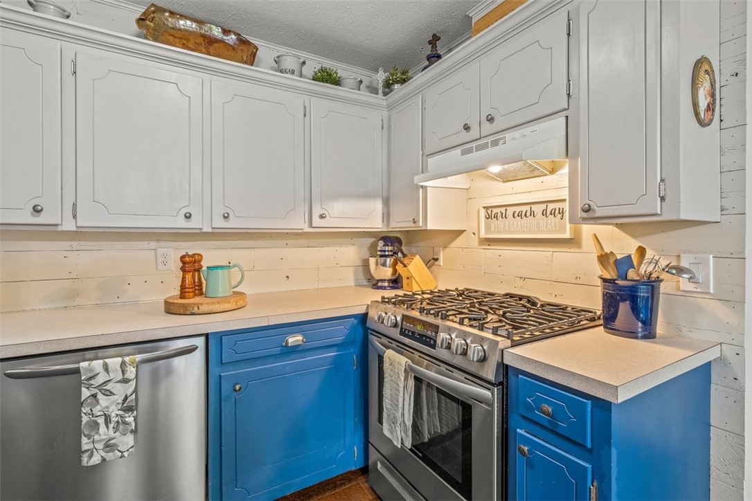 1963 Juneway Terrace