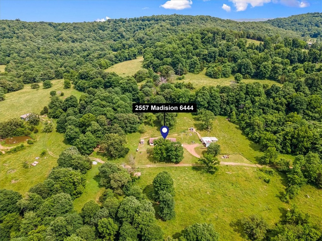 2557 Madison 6444
