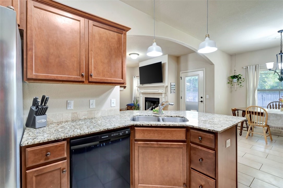 1353 S Blue Willow Avenue