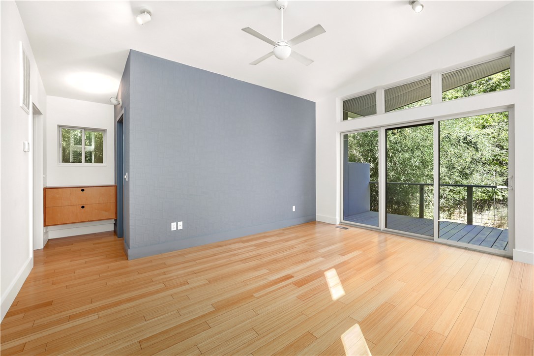 1426 Hillcrest Avenue