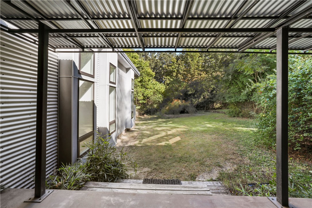 1426 Hillcrest Avenue