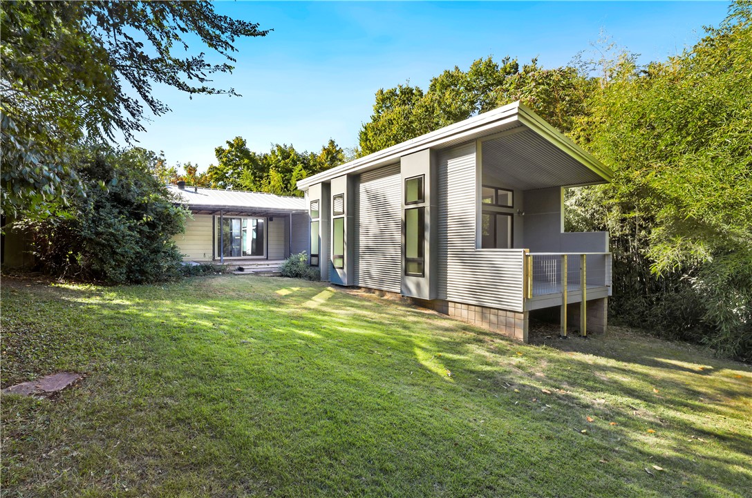 1426 Hillcrest Avenue