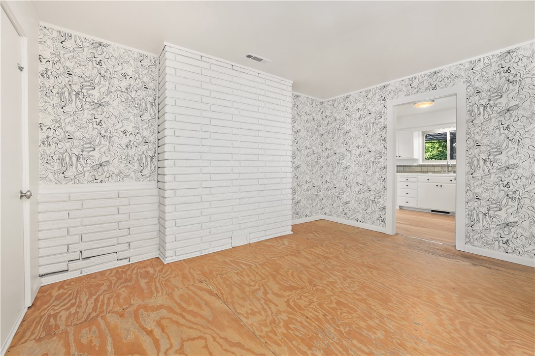 1426 Hillcrest Avenue