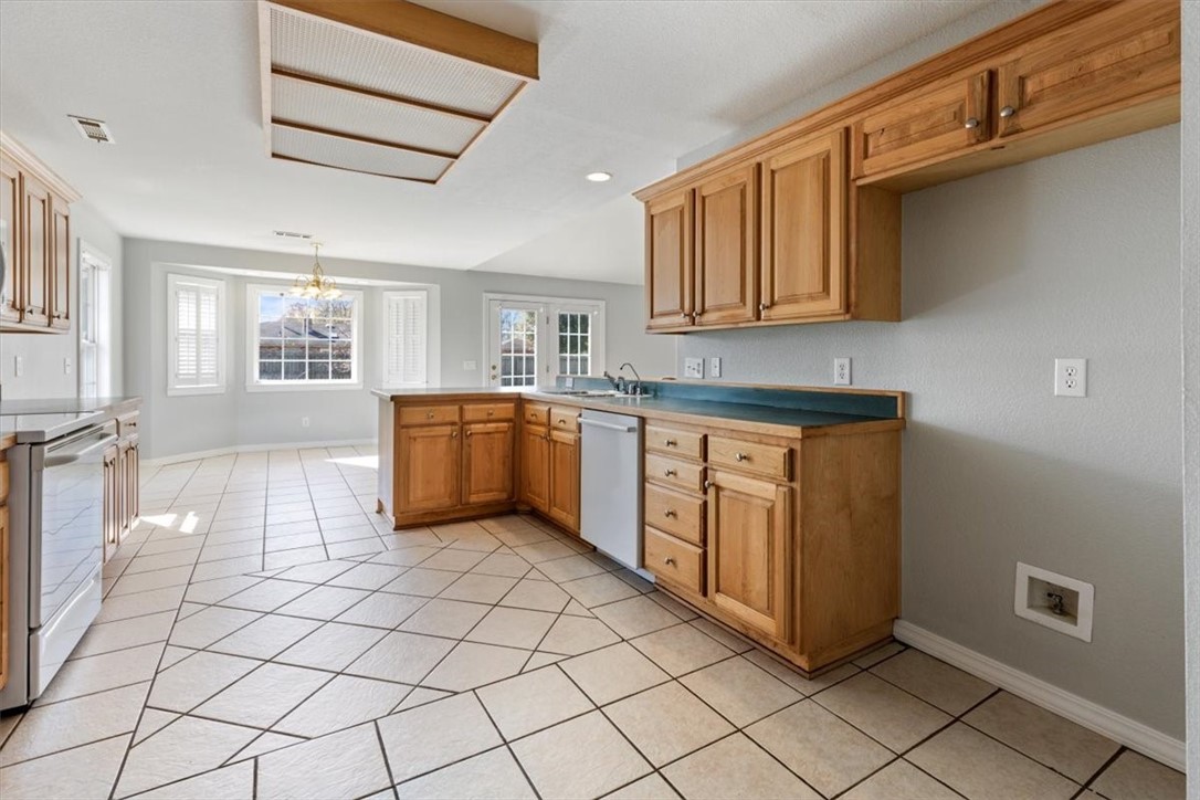 2317 N Brandi Avenue