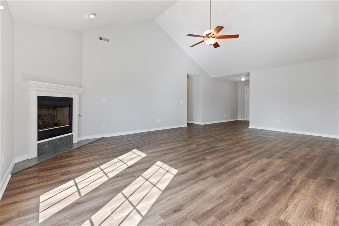 2317 N Brandi Avenue