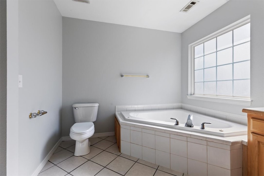 2317 N Brandi Avenue