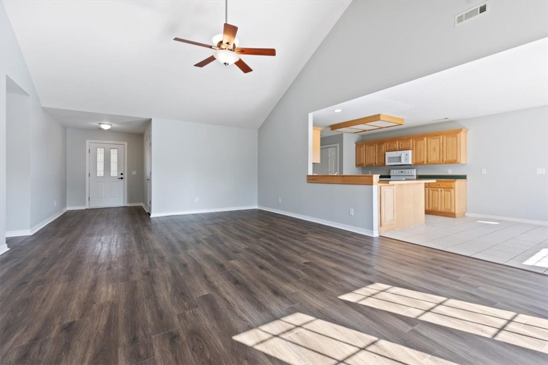 2317 N Brandi Avenue