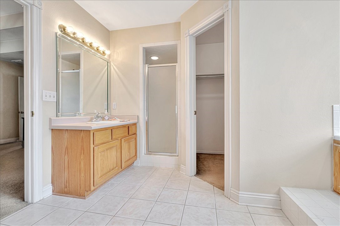 3466 E Madison Drive