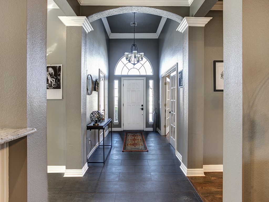 4805 Cedar Ridge Drive