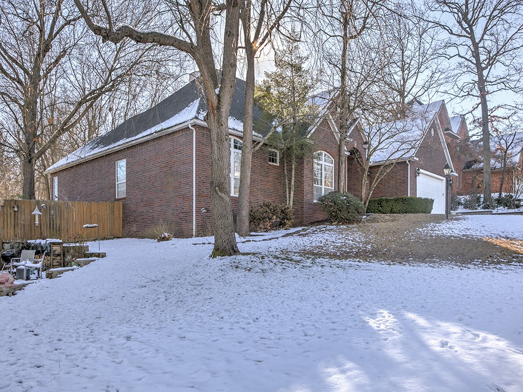 4805 Cedar Ridge Drive