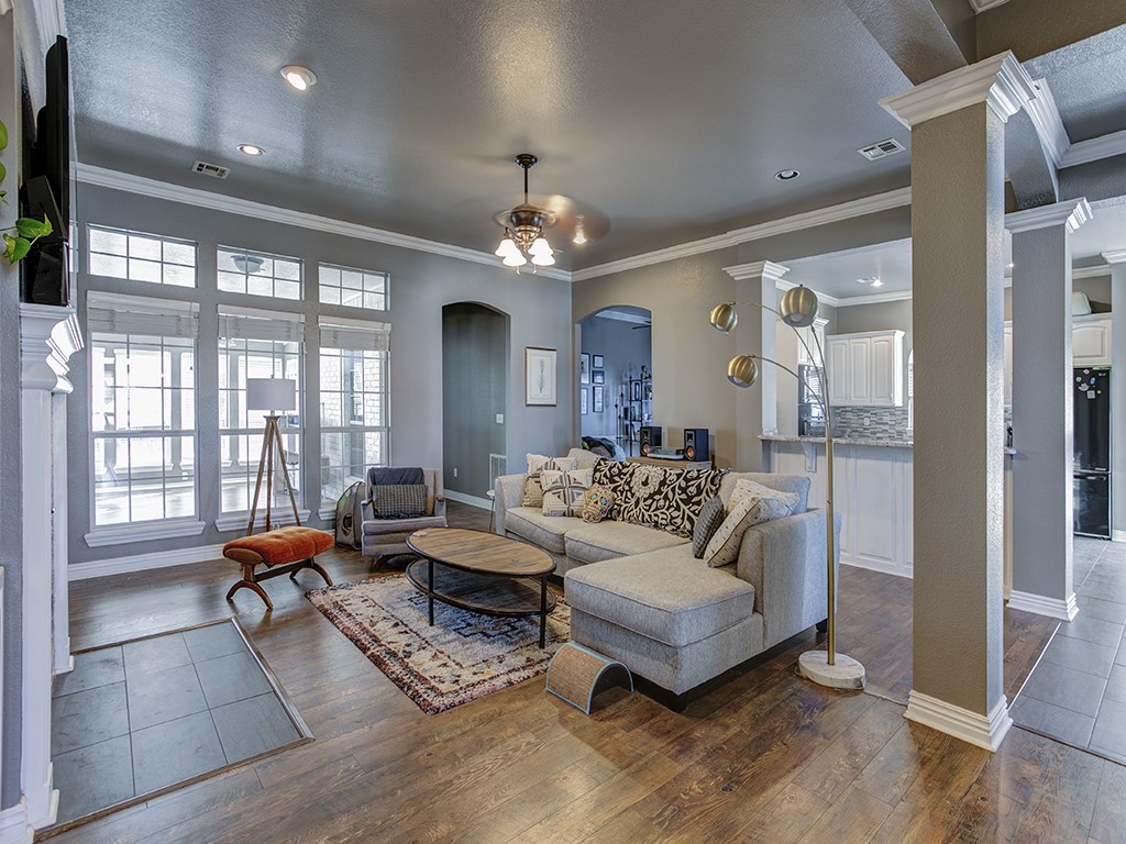 4805 Cedar Ridge Drive