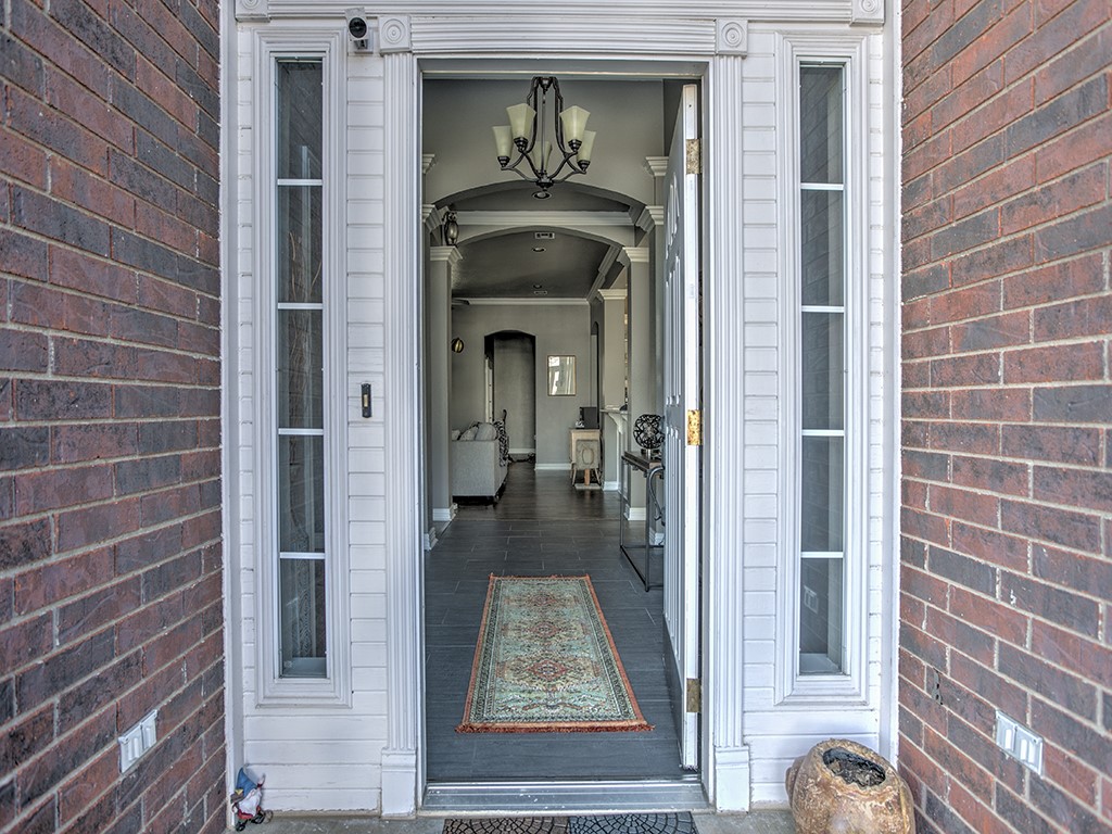 4805 Cedar Ridge Drive