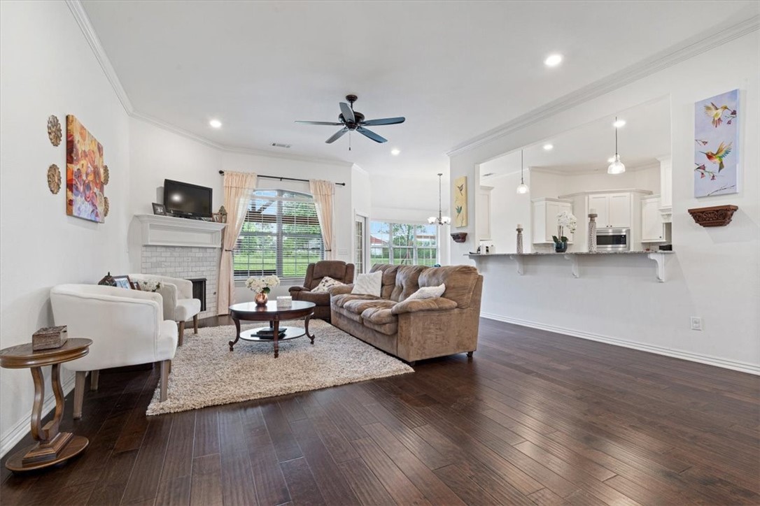 3525 Butterfly Avenue