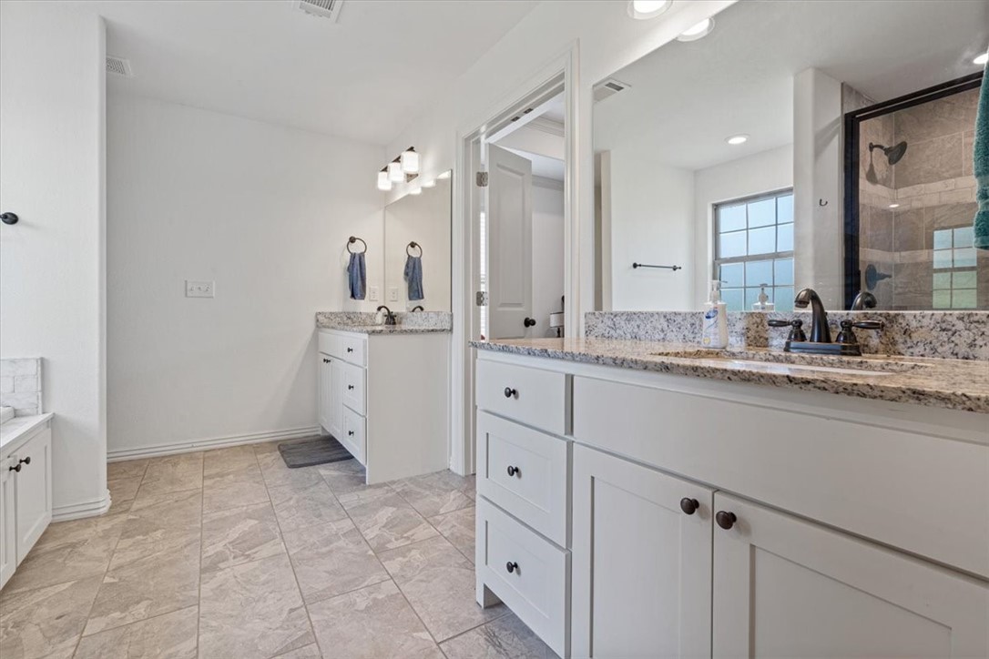 3525 Butterfly Avenue