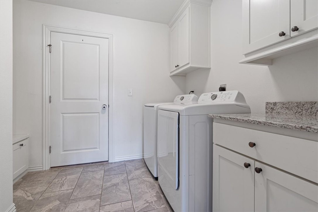 3525 Butterfly Avenue