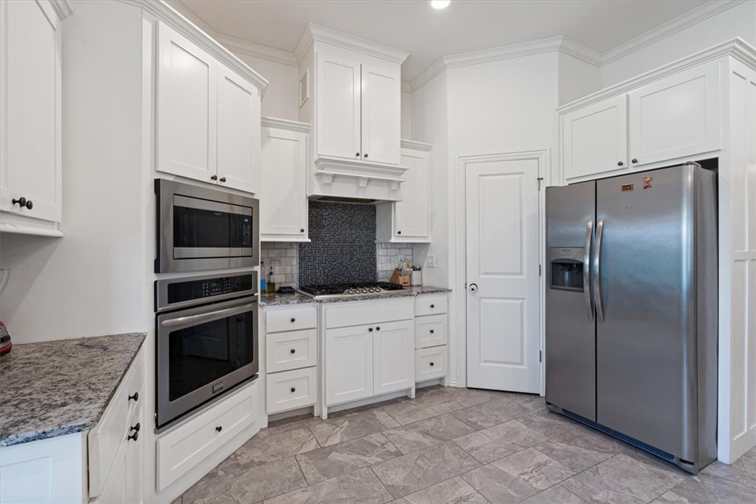 3525 Butterfly Avenue