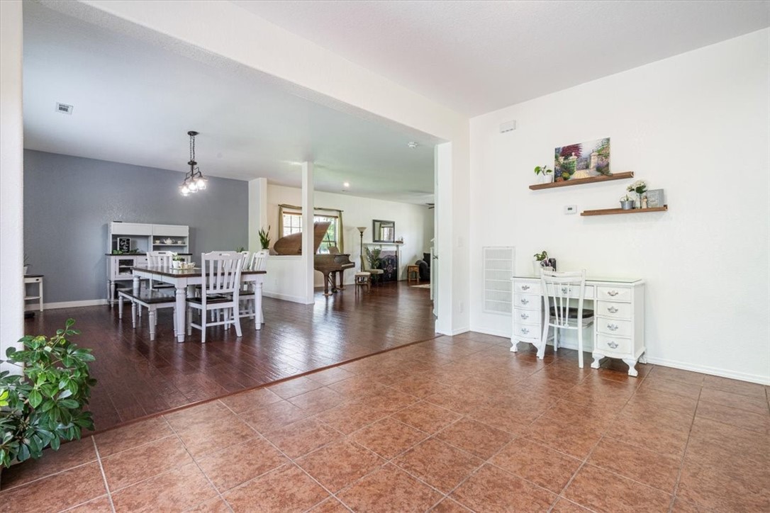 11757 Club House Parkway