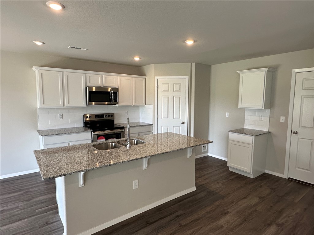 2611 Broken Spoke Lane