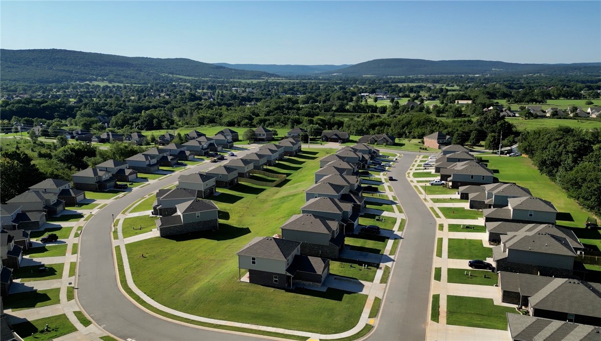 2611 Broken Spoke Lane