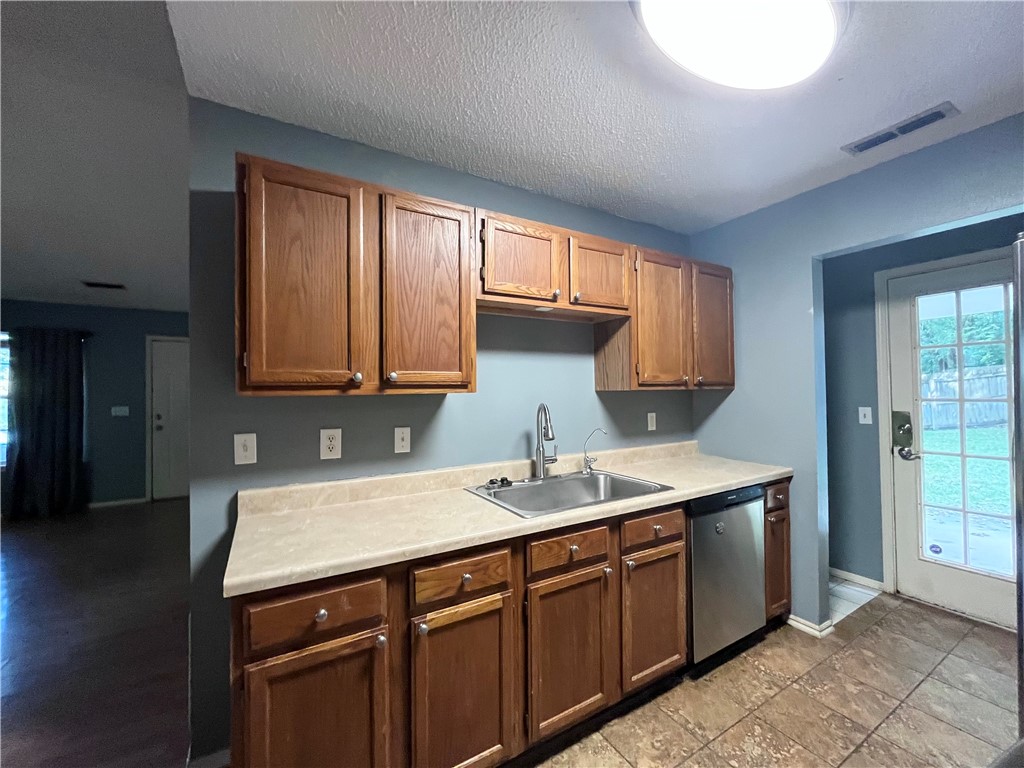 571 E Evergreen Lane