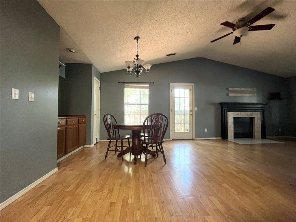 571 E Evergreen Lane